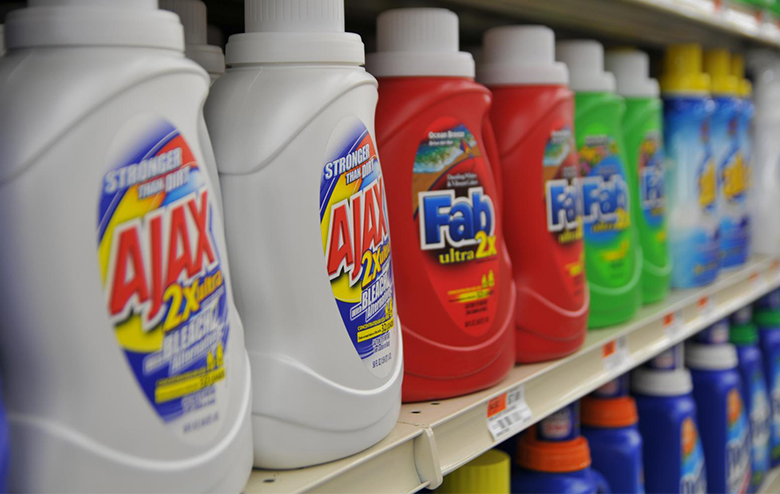 Image of bottles of laundry detergent on a store shelf.