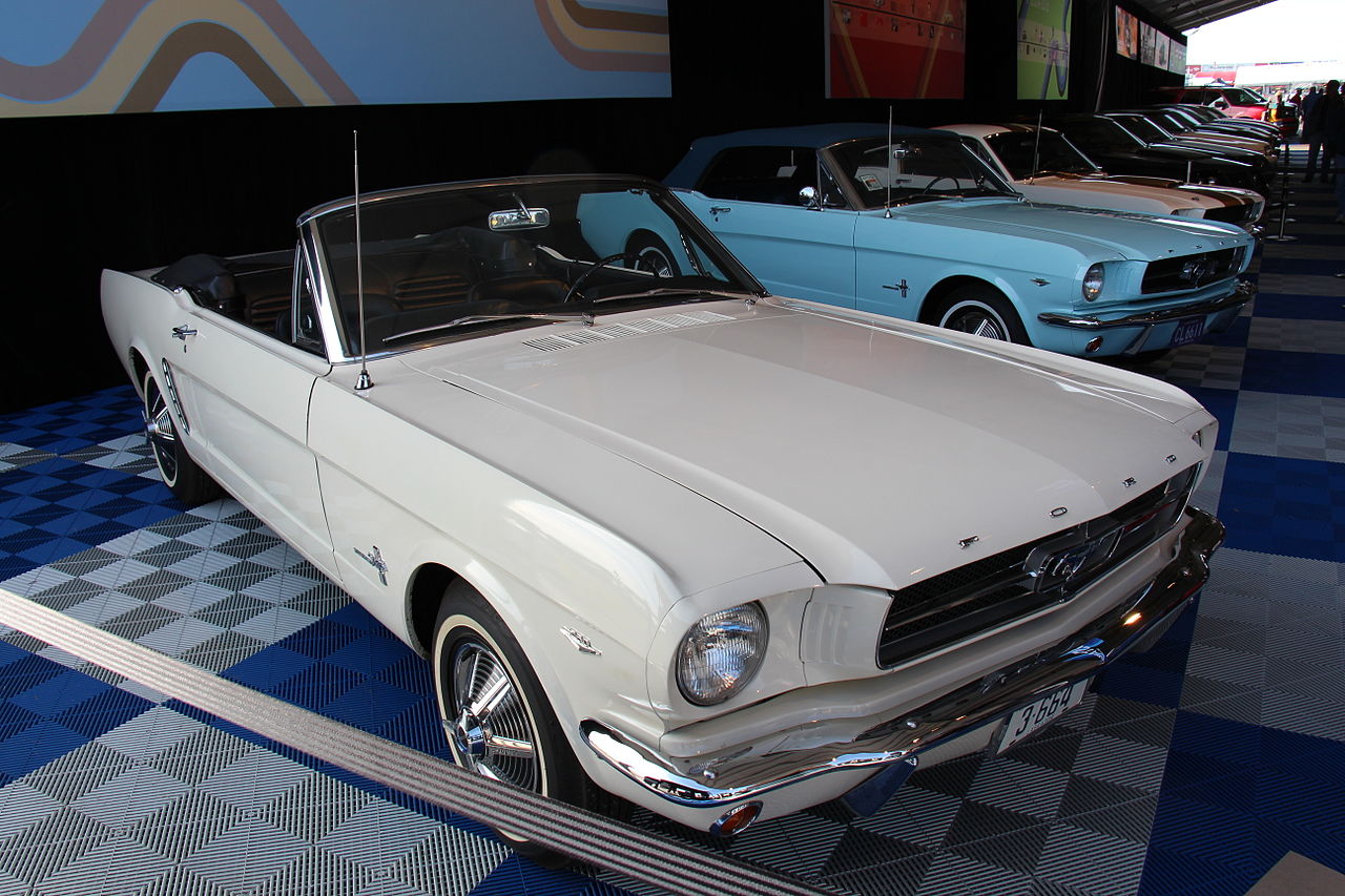 1964 Ford Mustang in Wimbledon White