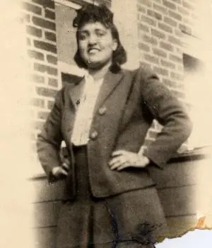 Sepia photograph of Henrietta Lacks.