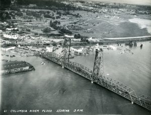 “Interstate Bridge,” Portland State University, accessed October 3, 2018, https://exhibits.library.pdx.edu/items/show/218.